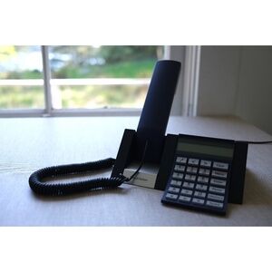 Bang & Olufsen Beocom 2400 - Telephone